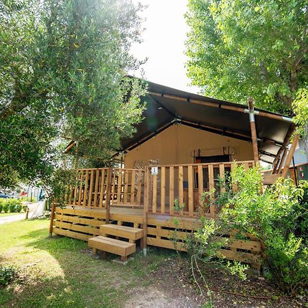 Sivinos Camping Boutique Манерба дел Гарда Екстериор снимка