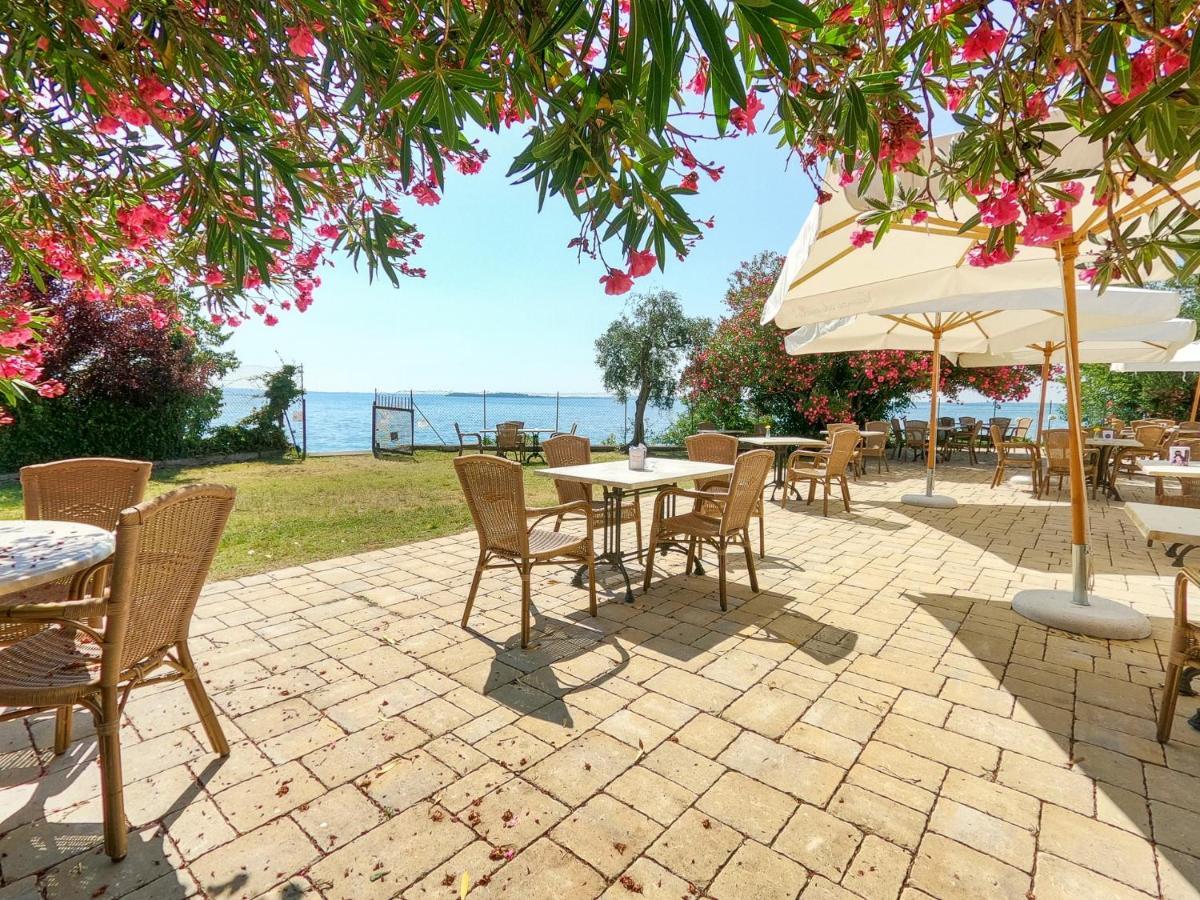 Sivinos Camping Boutique Манерба дел Гарда Екстериор снимка