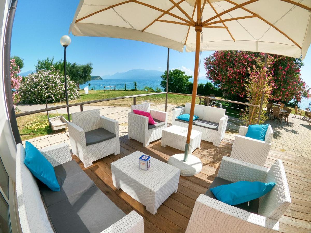 Sivinos Camping Boutique Манерба дел Гарда Екстериор снимка