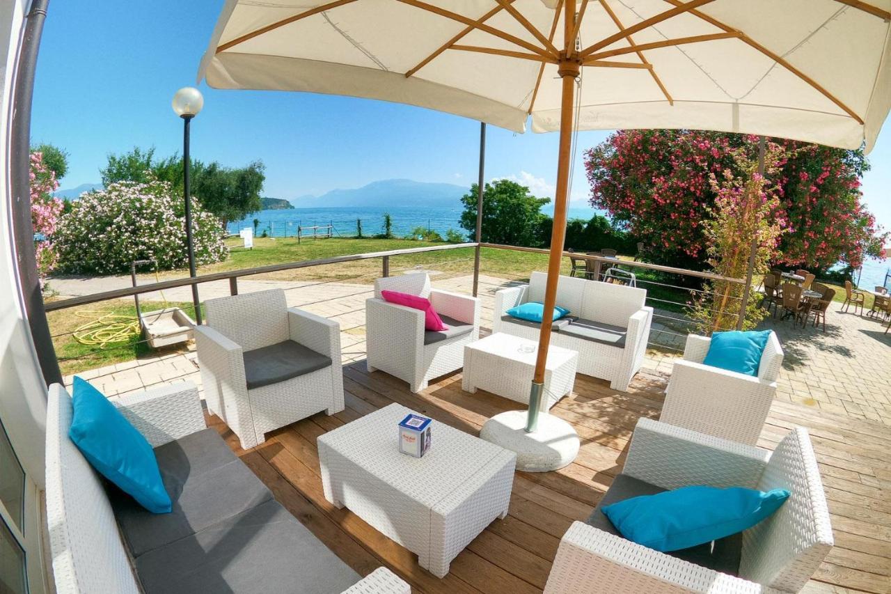 Sivinos Camping Boutique Манерба дел Гарда Екстериор снимка