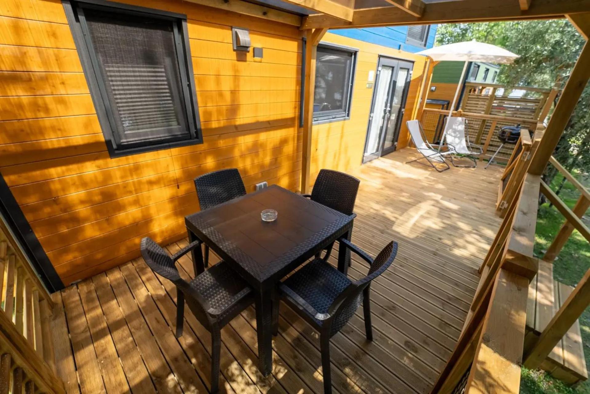 Sivinos Camping Boutique Манерба дел Гарда Стая снимка