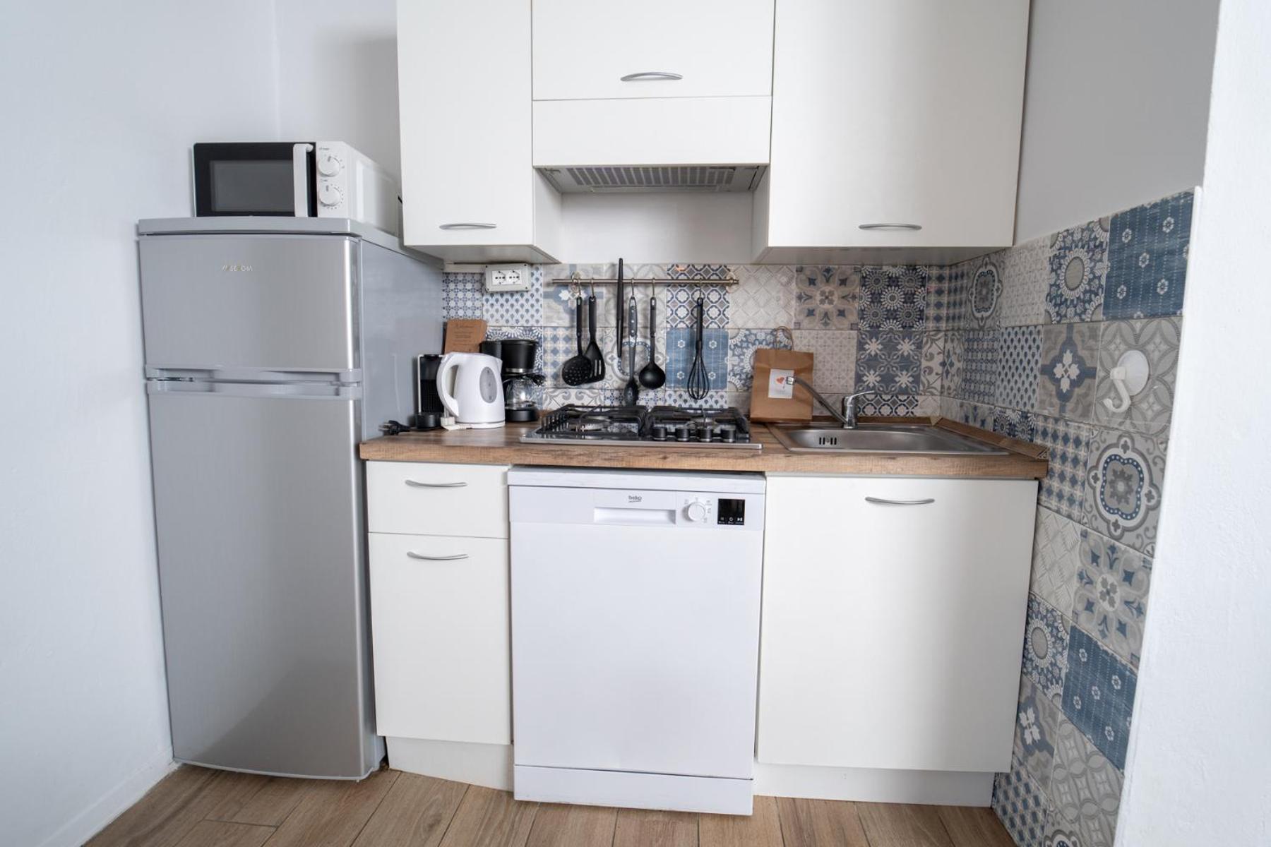 Sivinos Camping Boutique Манерба дел Гарда Стая снимка