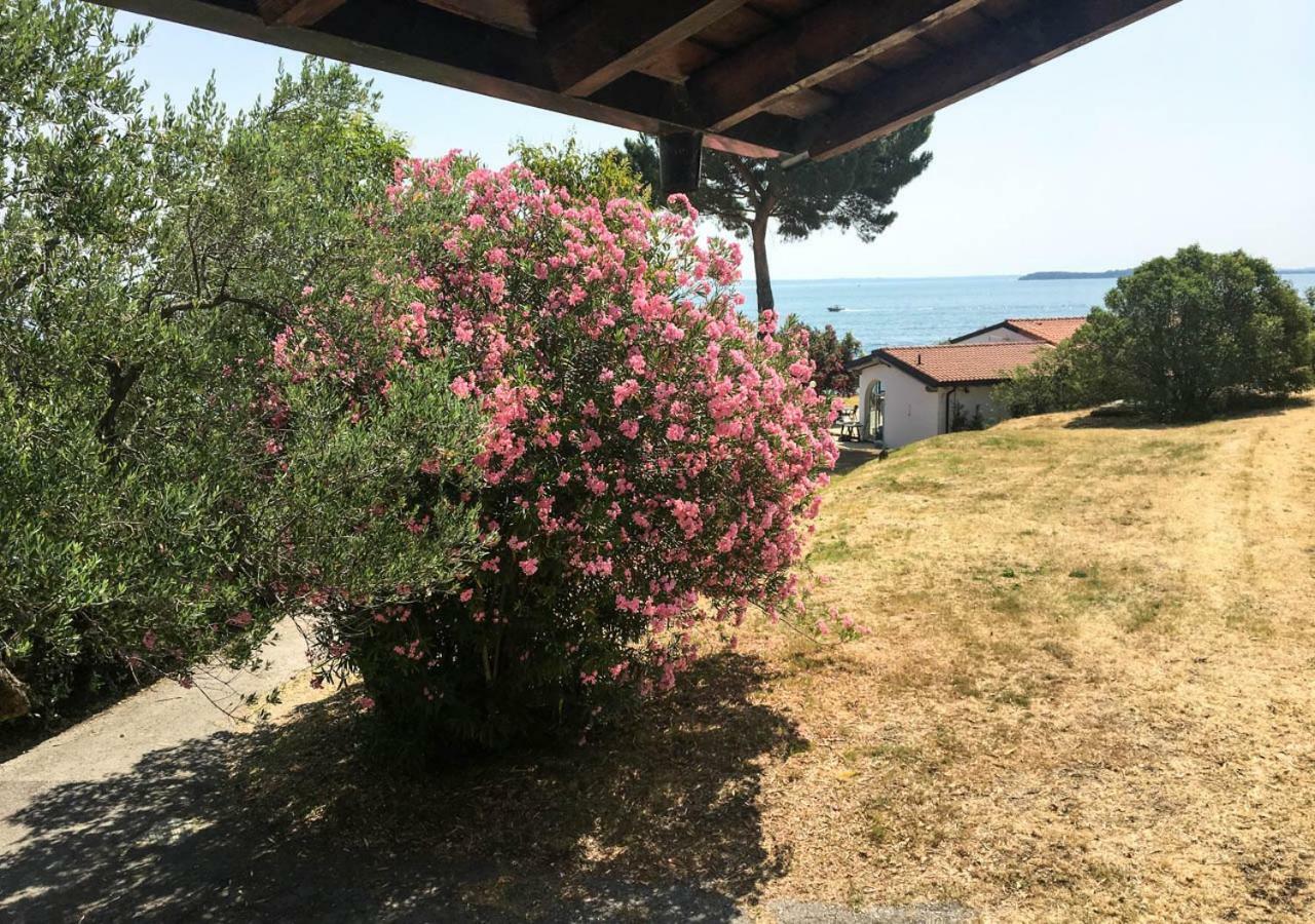 Sivinos Camping Boutique Манерба дел Гарда Екстериор снимка