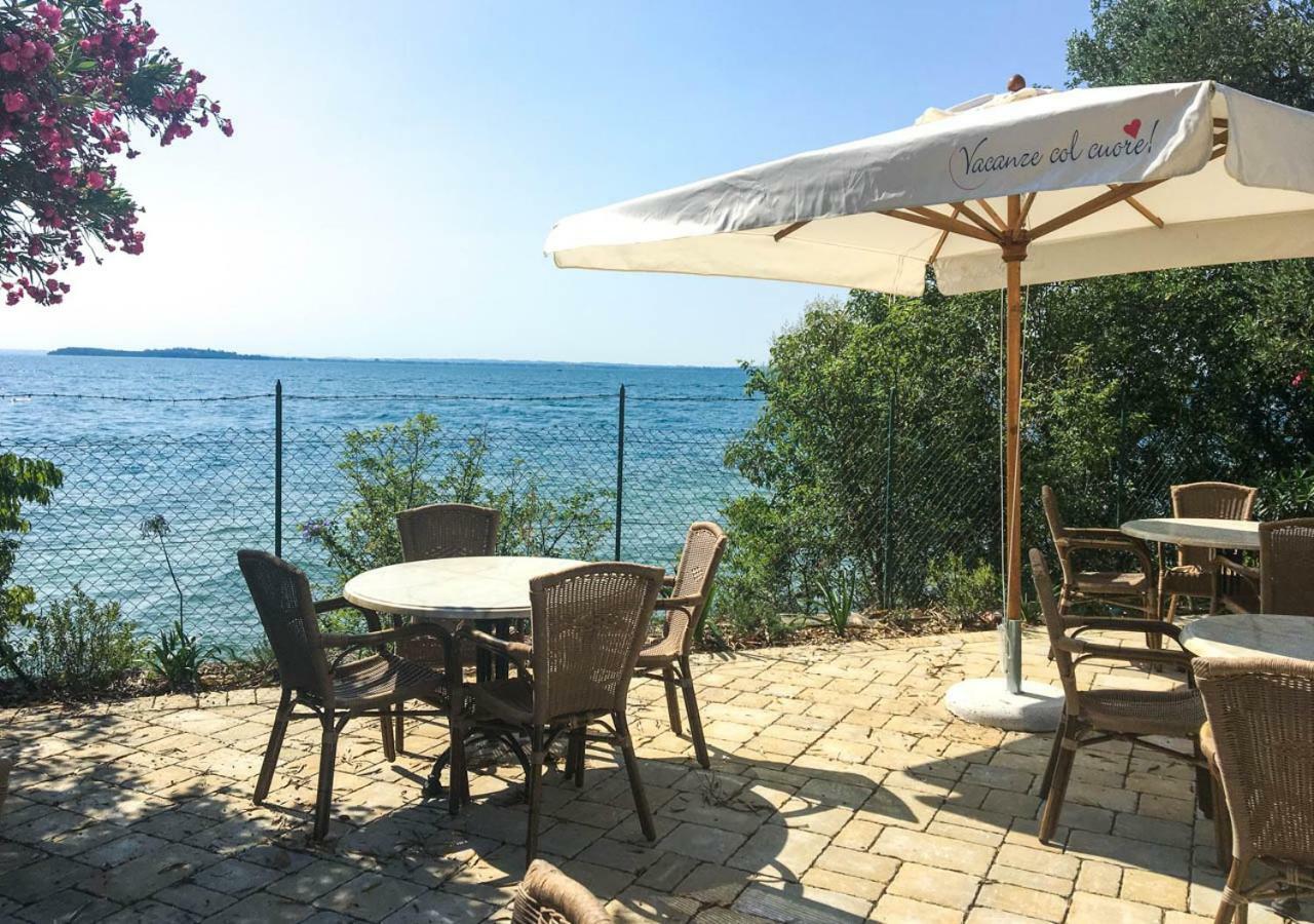 Sivinos Camping Boutique Манерба дел Гарда Екстериор снимка