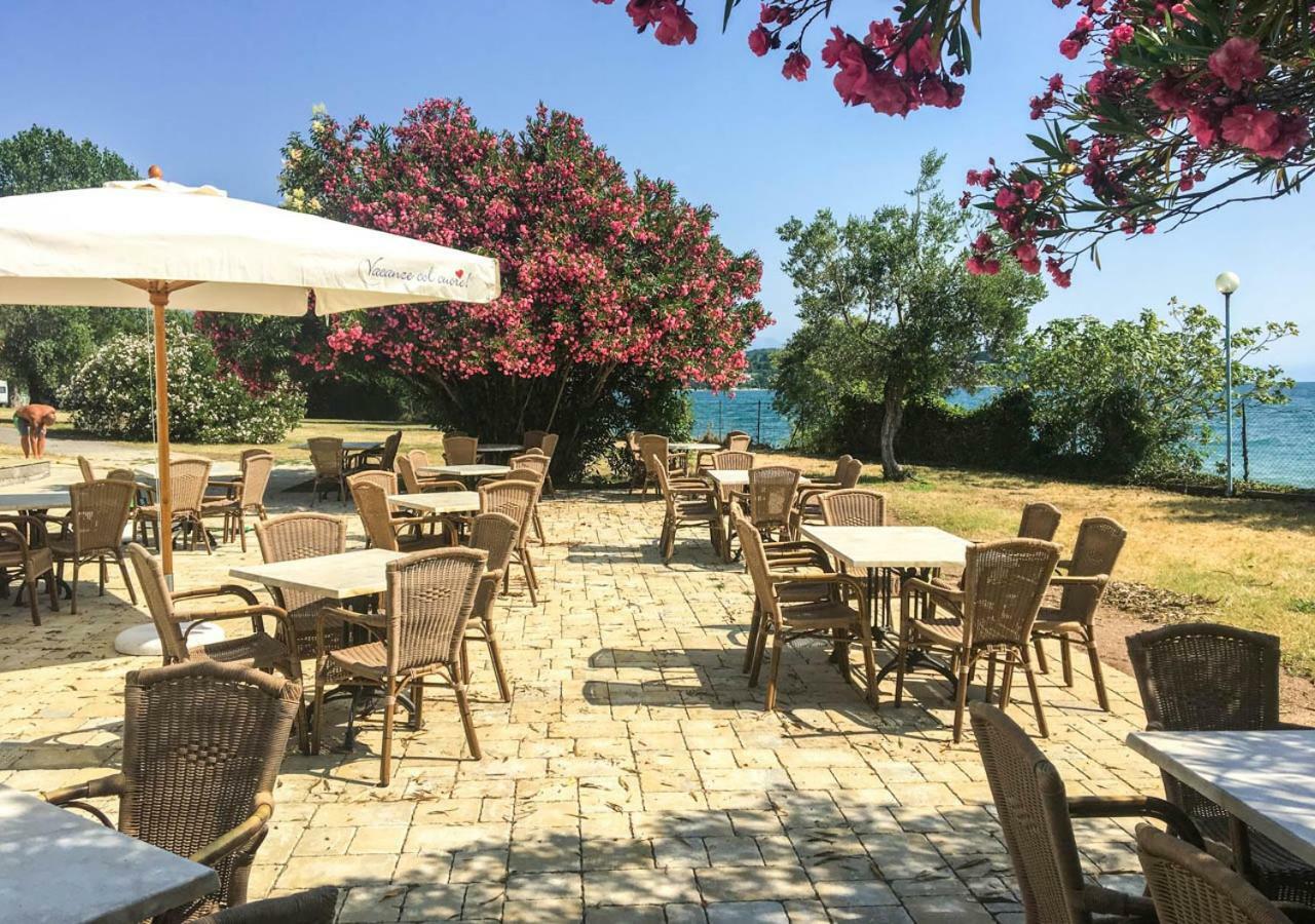 Sivinos Camping Boutique Манерба дел Гарда Екстериор снимка