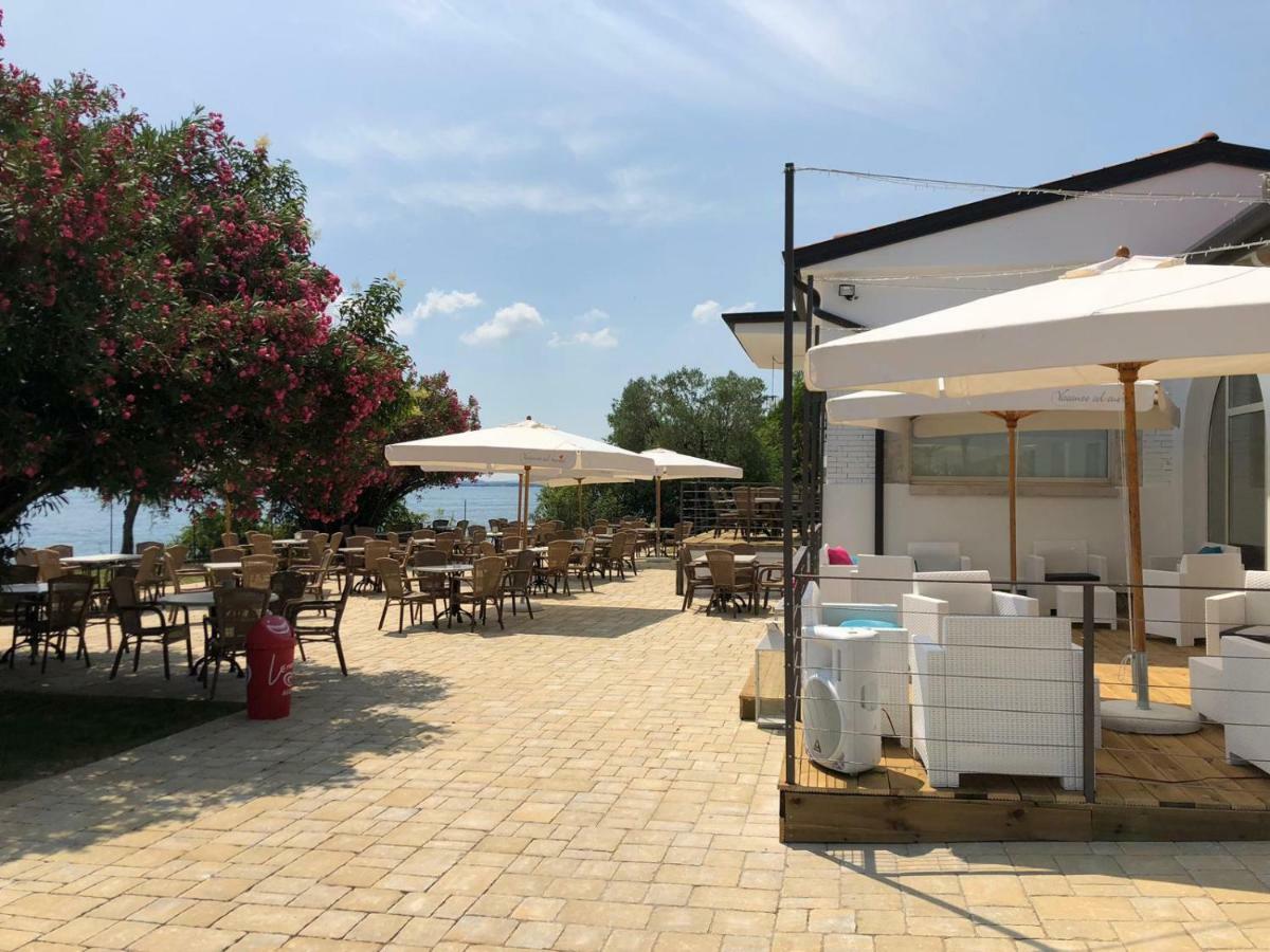 Sivinos Camping Boutique Манерба дел Гарда Екстериор снимка