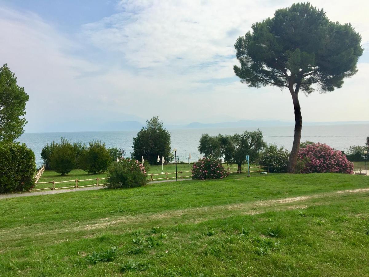 Sivinos Camping Boutique Манерба дел Гарда Екстериор снимка